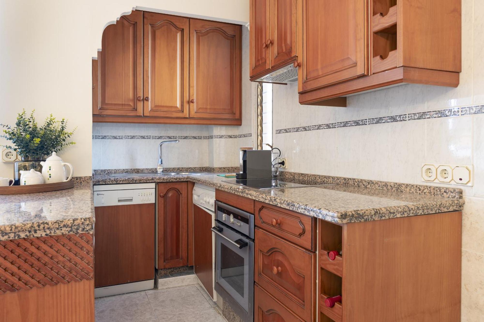 Beachfront Apartment With Terrace And Seaviews フエンヒロラ エクステリア 写真